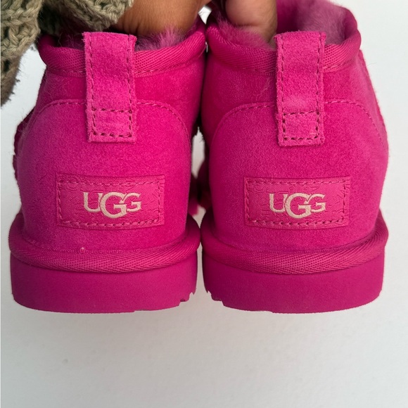 UGG Pink Ankle Boots Size 5 NWB - Picture 5 of 7